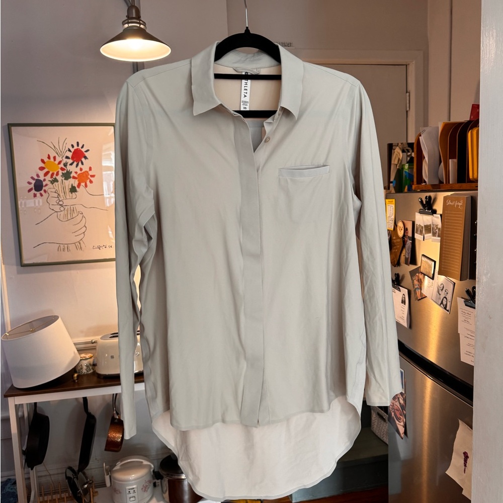 Athleta Urbanite long sleeve UPF 50